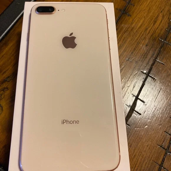 iPhone 8 Plus rose gold